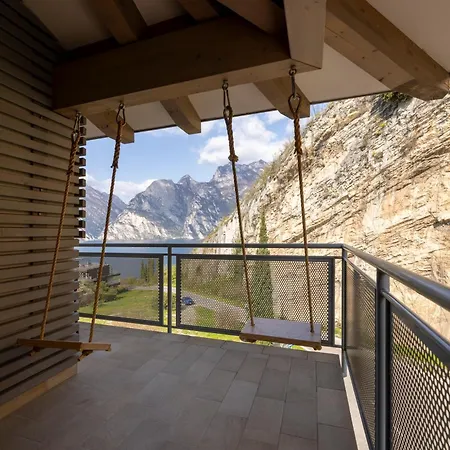 Hi Torbole - Pool & Hotel 3*