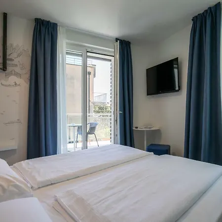 Hotel Hi Torbole - Pool &